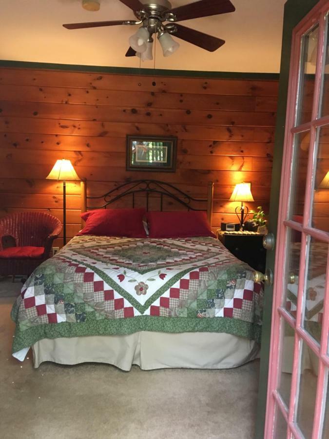 Cedar House Inn & Yurts Dahlonega Bagian luar foto